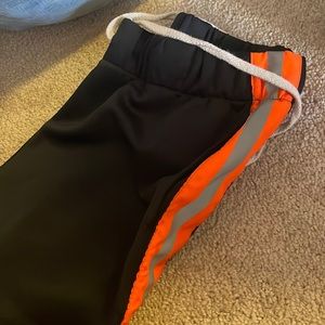 jogger pants